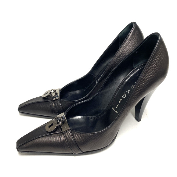 Casadei Pump Black Leather Point Toe Lock Charm Slim Heel Italy Slip On … - Picture 7 of 11